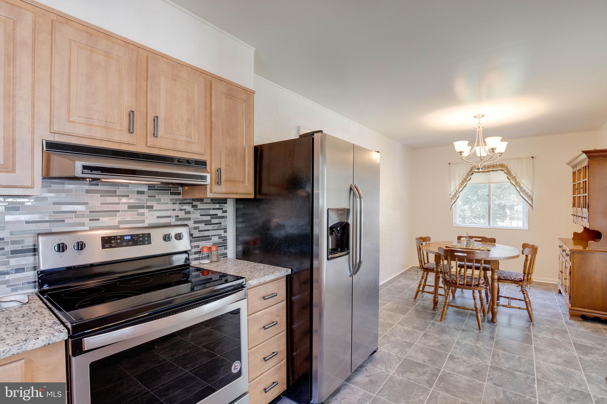 817 Lucky Road Severn, MD 21144 - Photo 8 of 31 Gallery Image 8