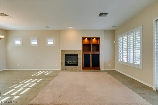 $3,800 | 20 Hunt Valley Trail, Henderson, NV 89052