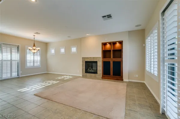 $3,500 | 20 Hunt Valley Trail, Henderson, NV 89052
