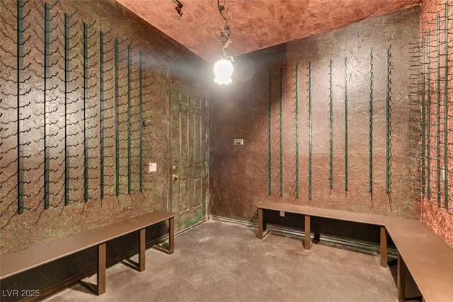 $3,800 | 20 Hunt Valley Trail, Henderson, NV 89052