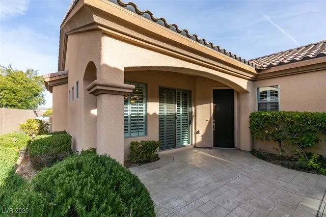 $3,800 | 20 Hunt Valley Trail, Henderson, NV 89052