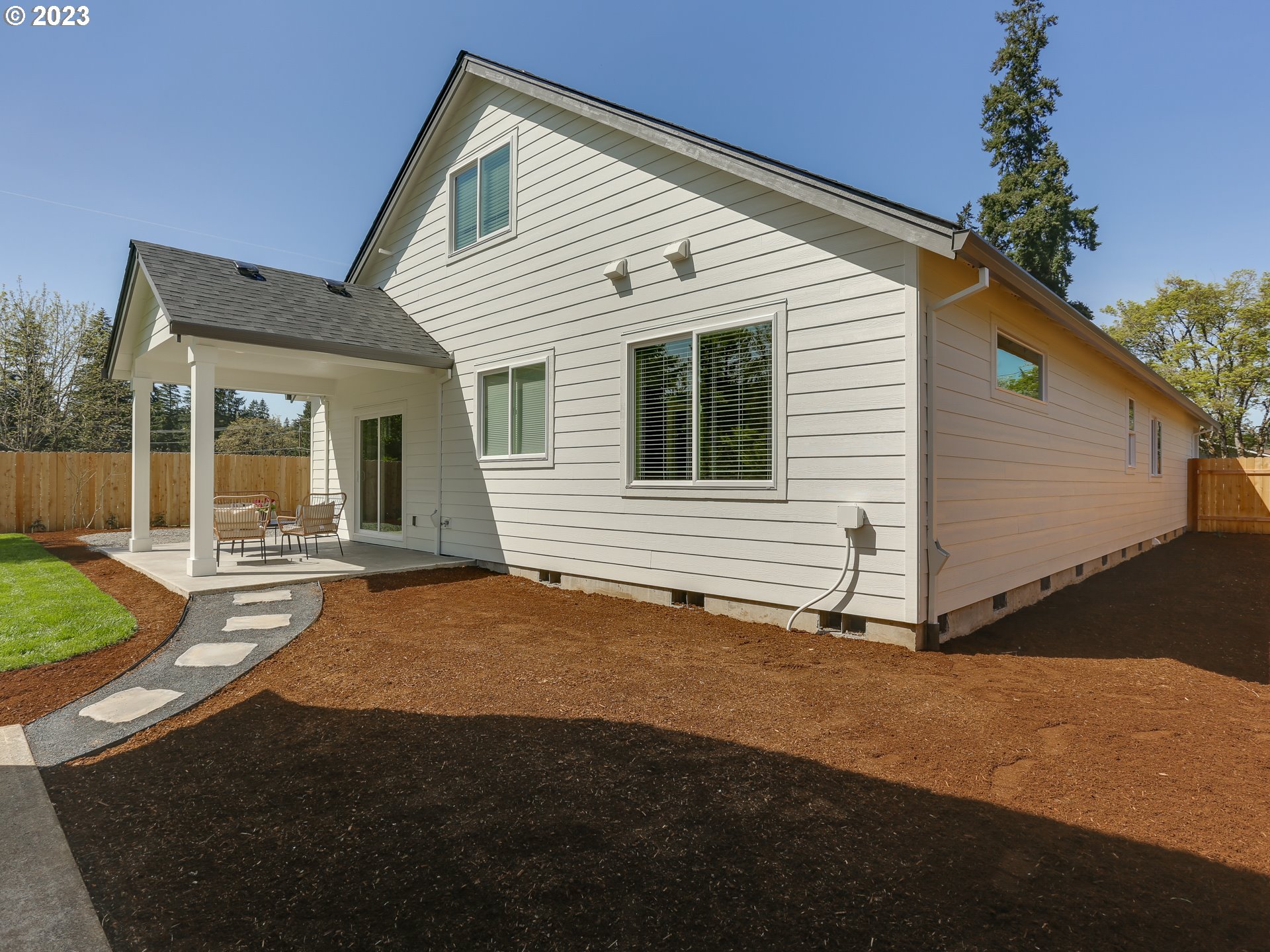 7518 Southeast Roots Road Milwaukie, OR 97267 - Photo 42 of 48 Gallery Image 42