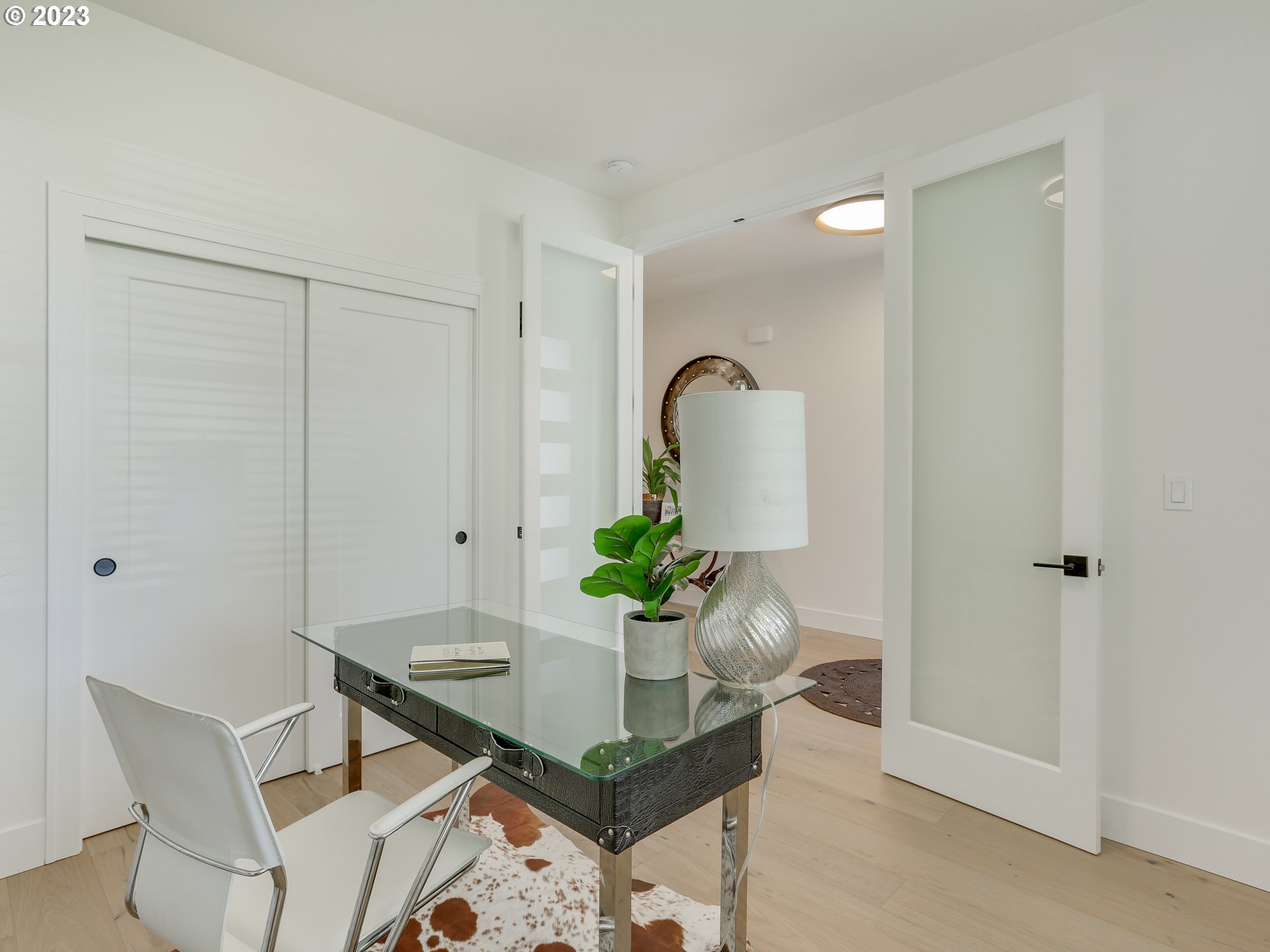7518 Southeast Roots Road Milwaukie, OR 97267 - Photo 6 of 48 Gallery Image 6