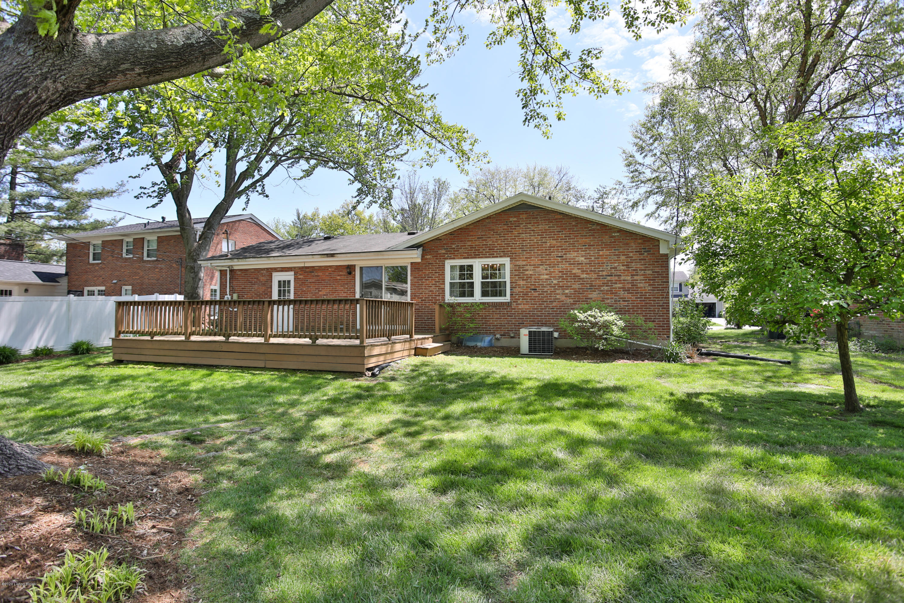10209 Afton Road Louisville, KY 40223 - Photo 31 of 37 74D096DA-E248-4F6F-9DBA-87A38935300C