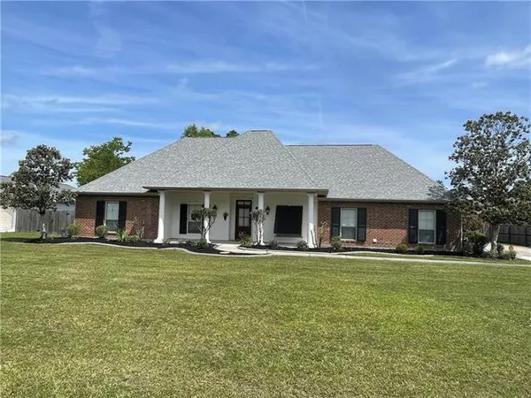 $600,000 | 40183 Azalea Drive, Ponchatoula, LA 70454