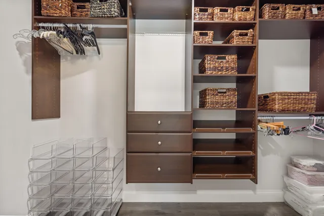 $940,000 | 2831 Southeast Fairway West, Stuart, FL 34997