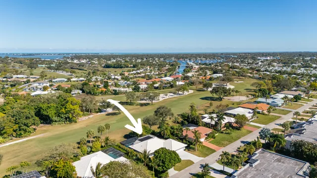 $940,000 | 2831 Southeast Fairway West, Stuart, FL 34997