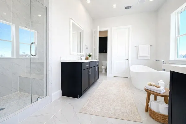 $699,900 | 11061 Chatterton Drive, Houston, TX 77043