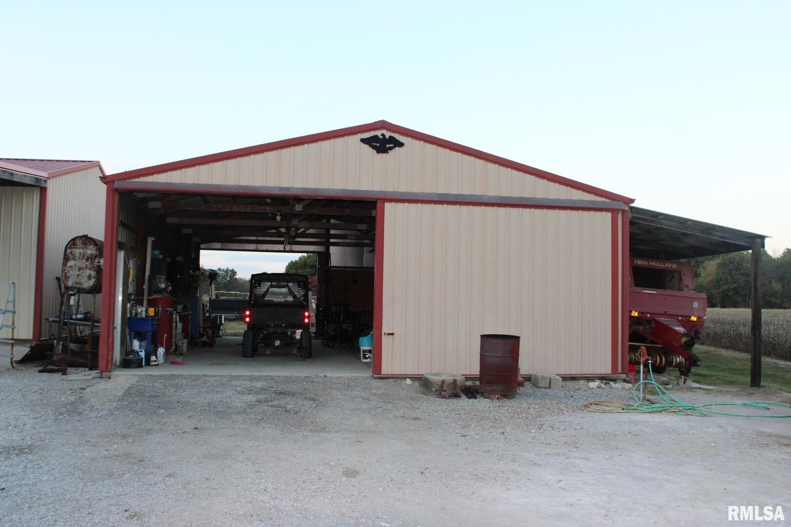 7003 River Road Iuka, IL 62849 - Photo 9 of 50