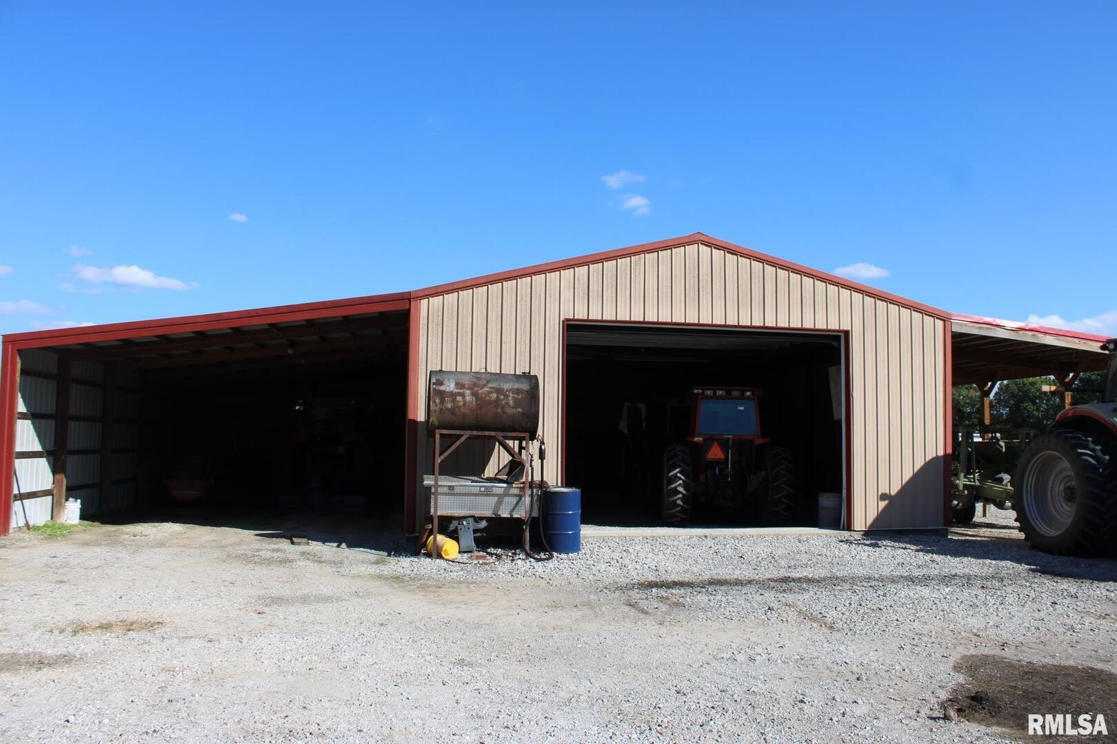 7003 River Road Iuka, IL 62849 - Photo 10 of 50