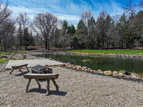 $799,000 | 1966 Liberty Road Northeast, Alexandria, MN 56308