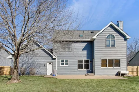 $510,000 | 850 Tartans Drive, West Dundee, IL 60118