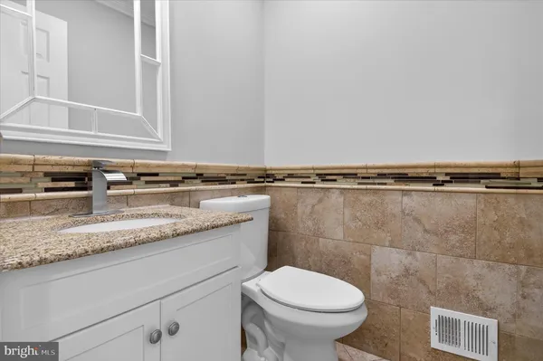 $2,950 | 8975 Milroy Court, Manassas, VA 20110