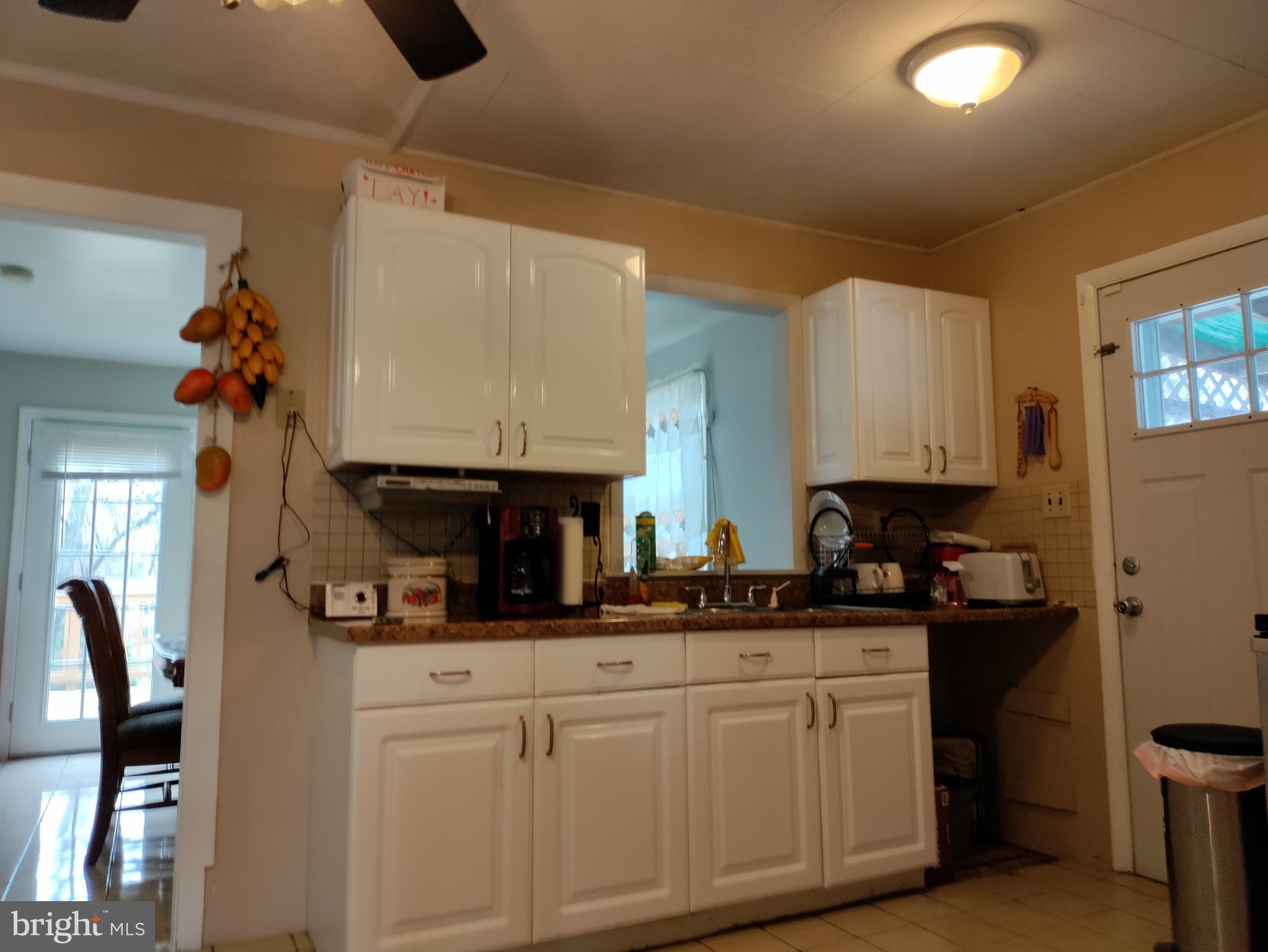 1719 Horner Road Woodbridge, VA 22191 - Photo 3 of 24