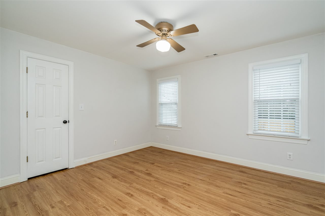 6916 Darcy Lane Raleigh, NC 27606 - Photo 19 of 30 Bedroom