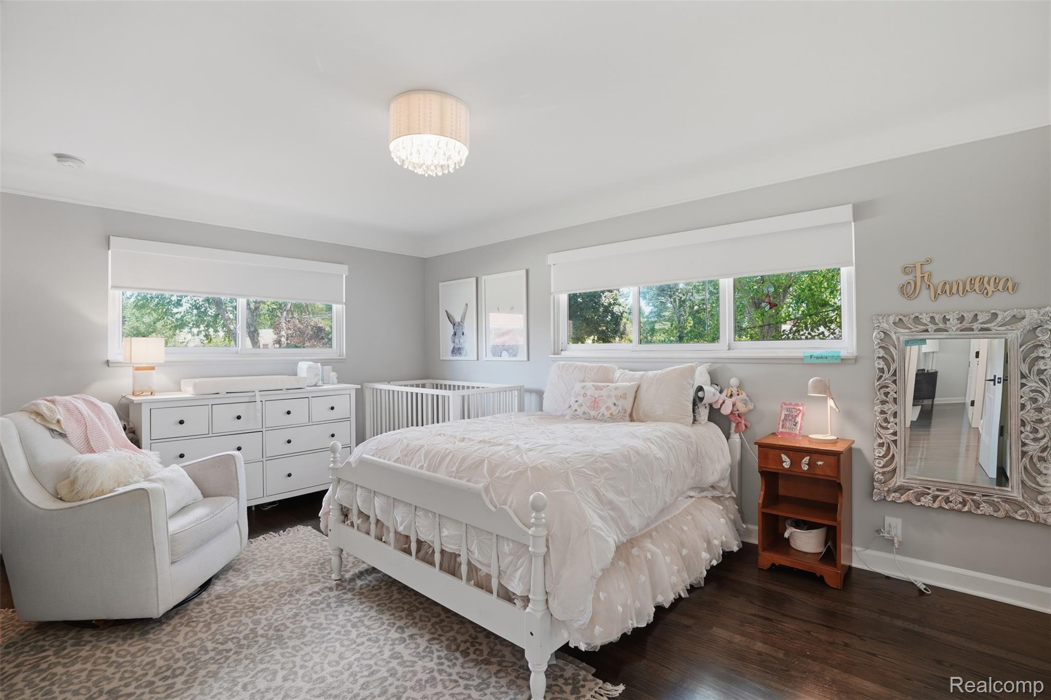 6998 Meadowlake Road Bloomfield Hills, MI 48301 - Photo 23 of 49 22_6998 meadowlake rd-22.jpg