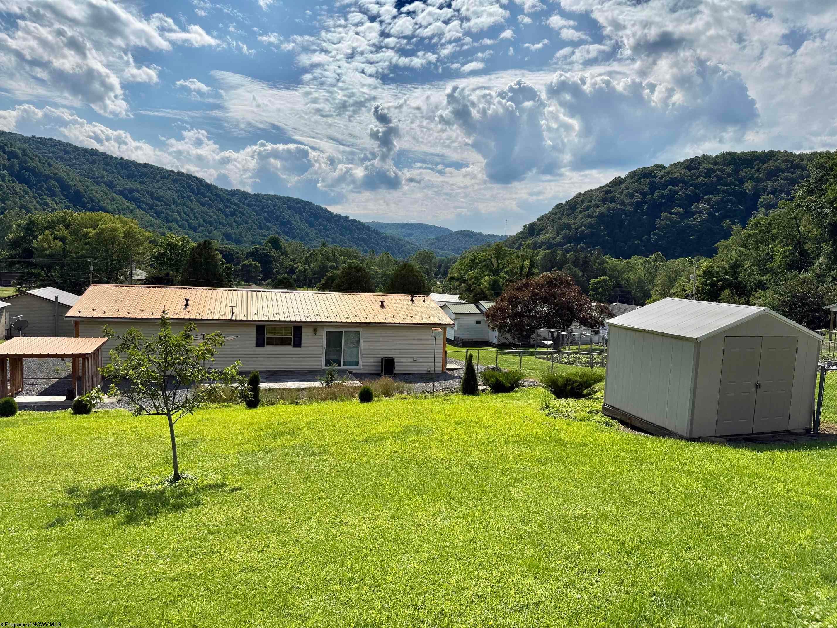 44 5th Street Hendricks, WV 26271 - Photo 26 of 39 Gallery Image 26