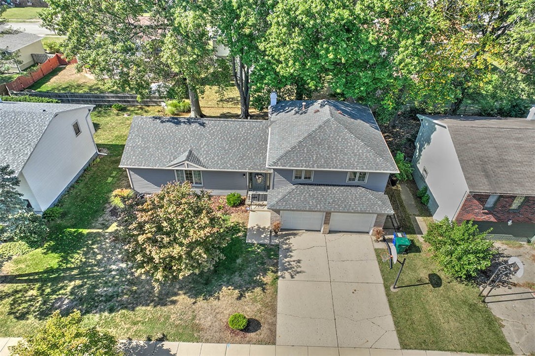 4499 Lawson Drive Decatur, IL 62526 - Photo 3 of 32