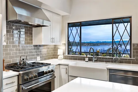 $2,150,000 | 7710 57th Avenue Northeast, Seattle, WA 98115