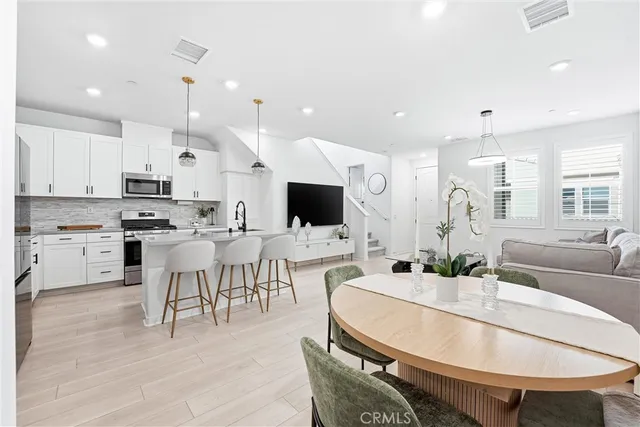 $575,000 | 3956 Lavine Way, Unit 110, Corona, CA 92883