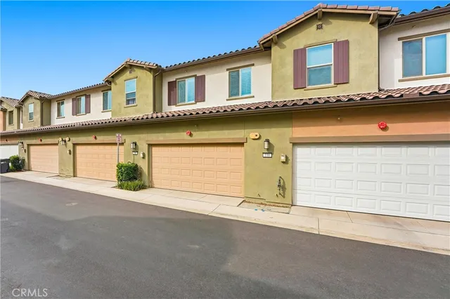$575,000 | 3956 Lavine Way, Unit 110, Corona, CA 92883