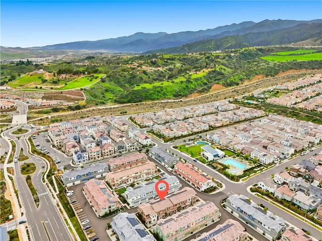 $575,000 | 3956 Lavine Way, Unit 110, Corona, CA 92883