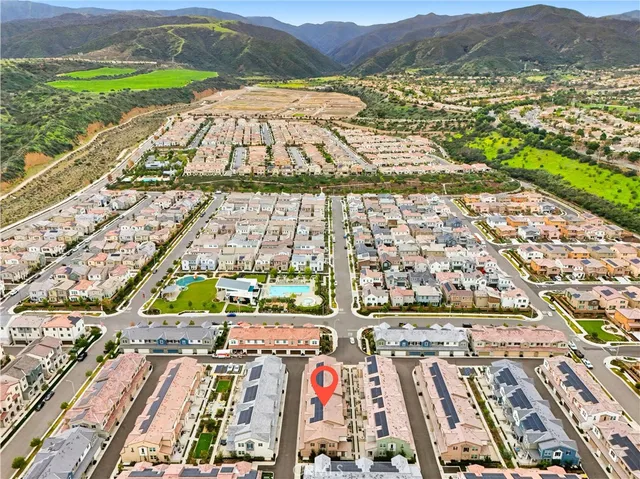 $575,000 | 3956 Lavine Way, Unit 110, Corona, CA 92883