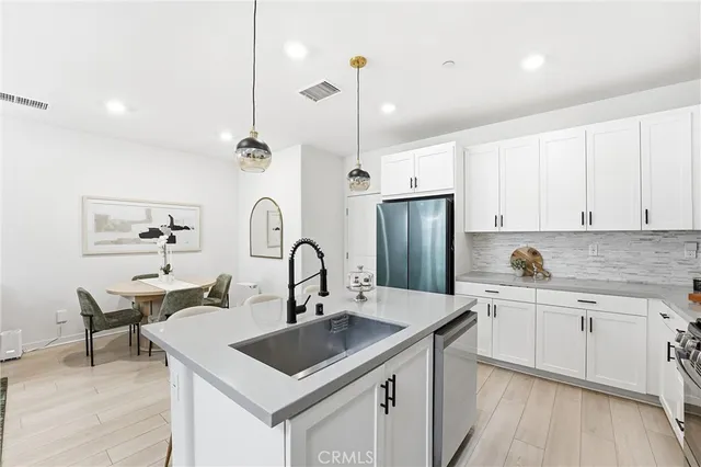 $575,000 | 3956 Lavine Way, Unit 110, Corona, CA 92883