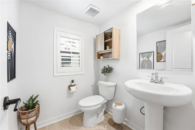 $575,000 | 3956 Lavine Way, Unit 110, Corona, CA 92883