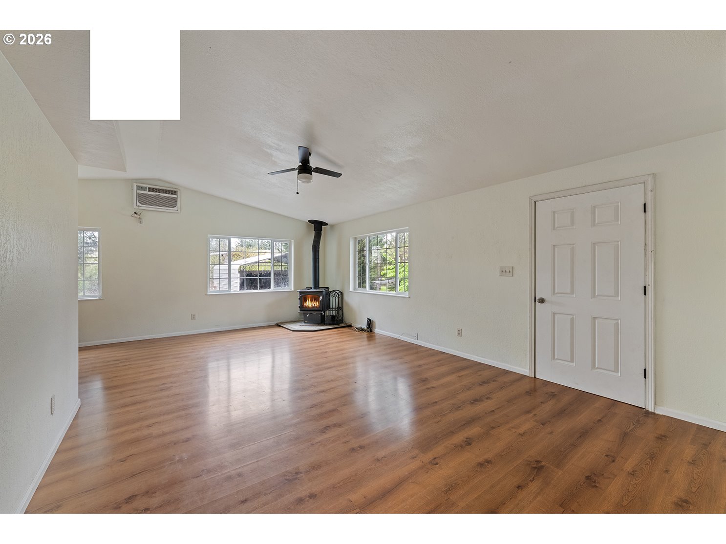 107 Patton Bar Road Cave Junction, OR 97523 - Photo 19 of 41