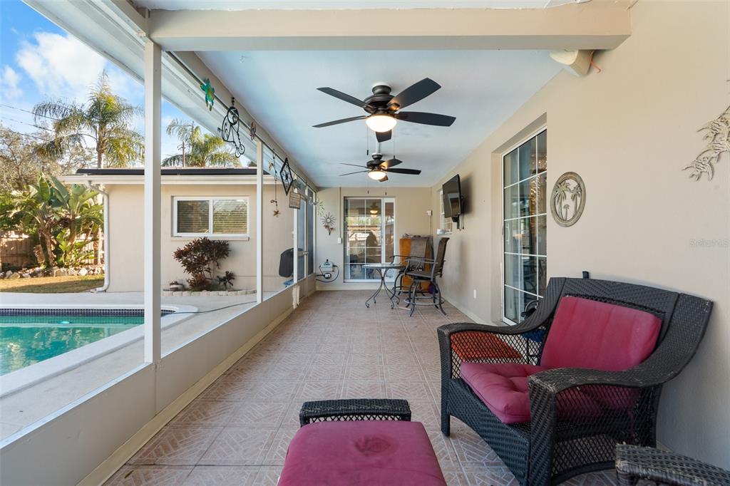 603 Ruskin Road Clearwater, FL 33765 - Photo 23 of 41 a living room with furniture and a window