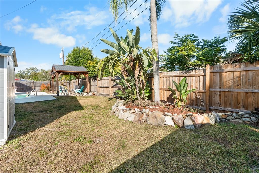 603 Ruskin Road Clearwater, FL 33765 - Photo 35 of 41 a view of a backyard