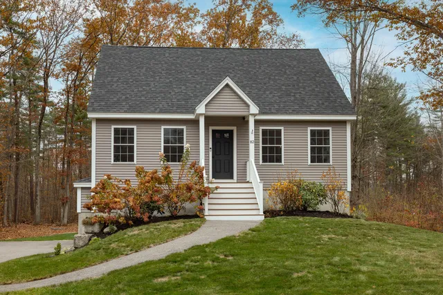 $620,000 | 82 Stacy Lane, Eliot, ME 03903