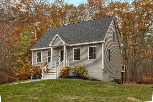 $620,000 | 82 Stacy Lane, Eliot, ME 03903
