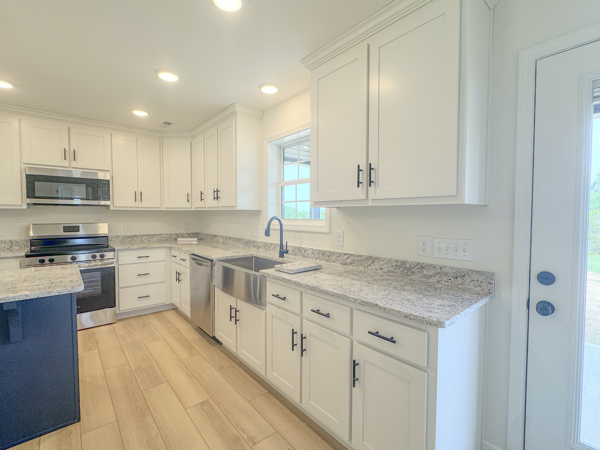 4701 Scottsville Road Lafayette, TN 37083 - Photo 13 of 42