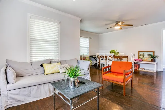 $399,900 | 3244 Sandage Avenue, Fort Worth, TX 76109