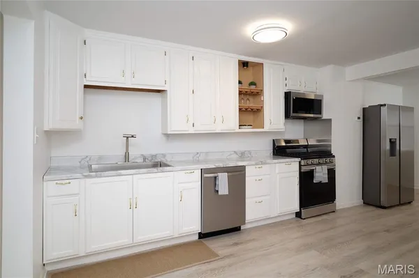 $164,900 | 2619 Michigan Avenue, St. Louis, MO 63118