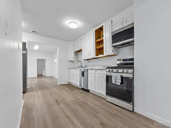 $164,900 | 2619 Michigan Avenue, St. Louis, MO 63118