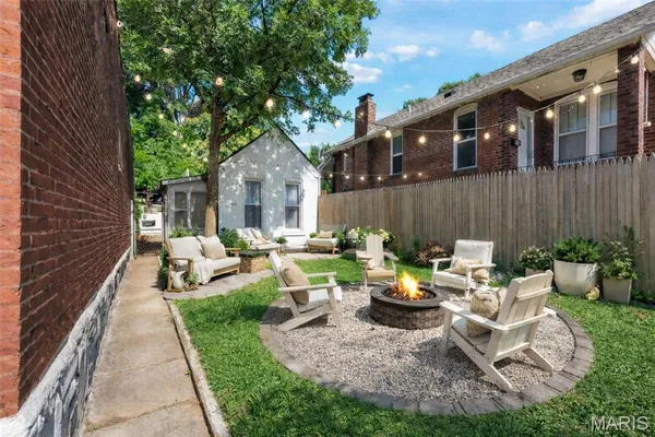 $164,900 | 2619 Michigan Avenue, St. Louis, MO 63118