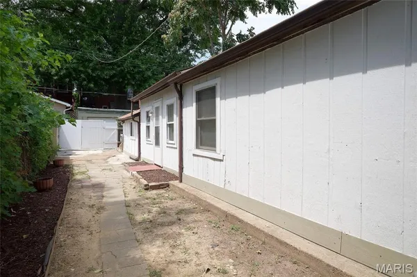 $164,900 | 2619 Michigan Avenue, St. Louis, MO 63118