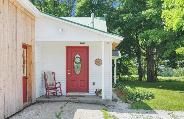 $599,000 | 1702 Ballard Road, Highgate, VT 05488