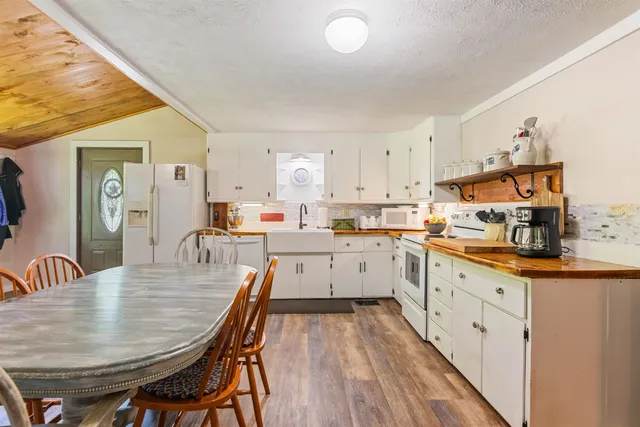 $599,000 | 1702 Ballard Road, Highgate, VT 05488