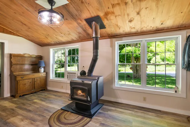 $599,000 | 1702 Ballard Road, Highgate, VT 05488