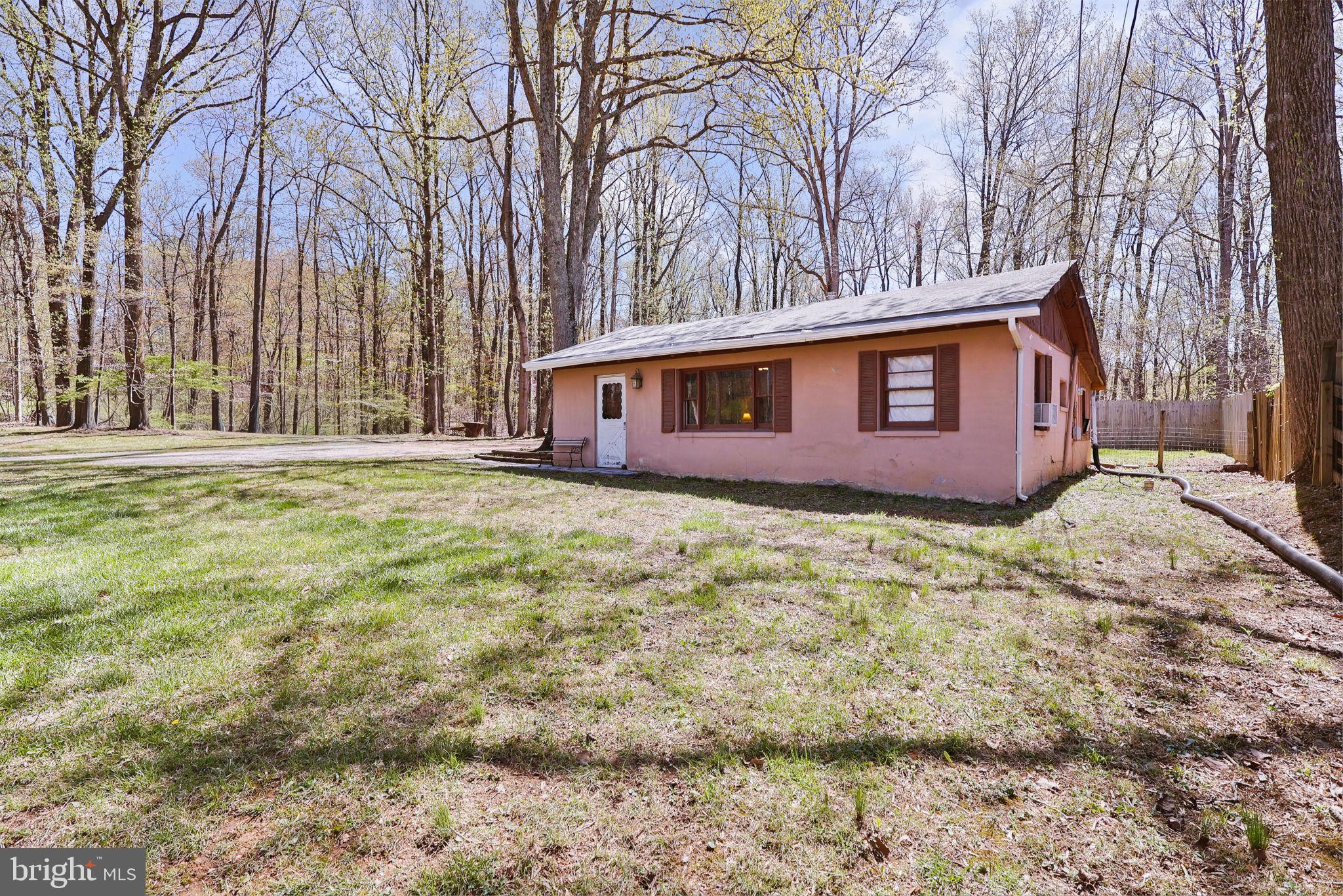 479 Hemlock Lane Bluemont, VA 20135 - Photo 16 of 17 front view of house with a yard