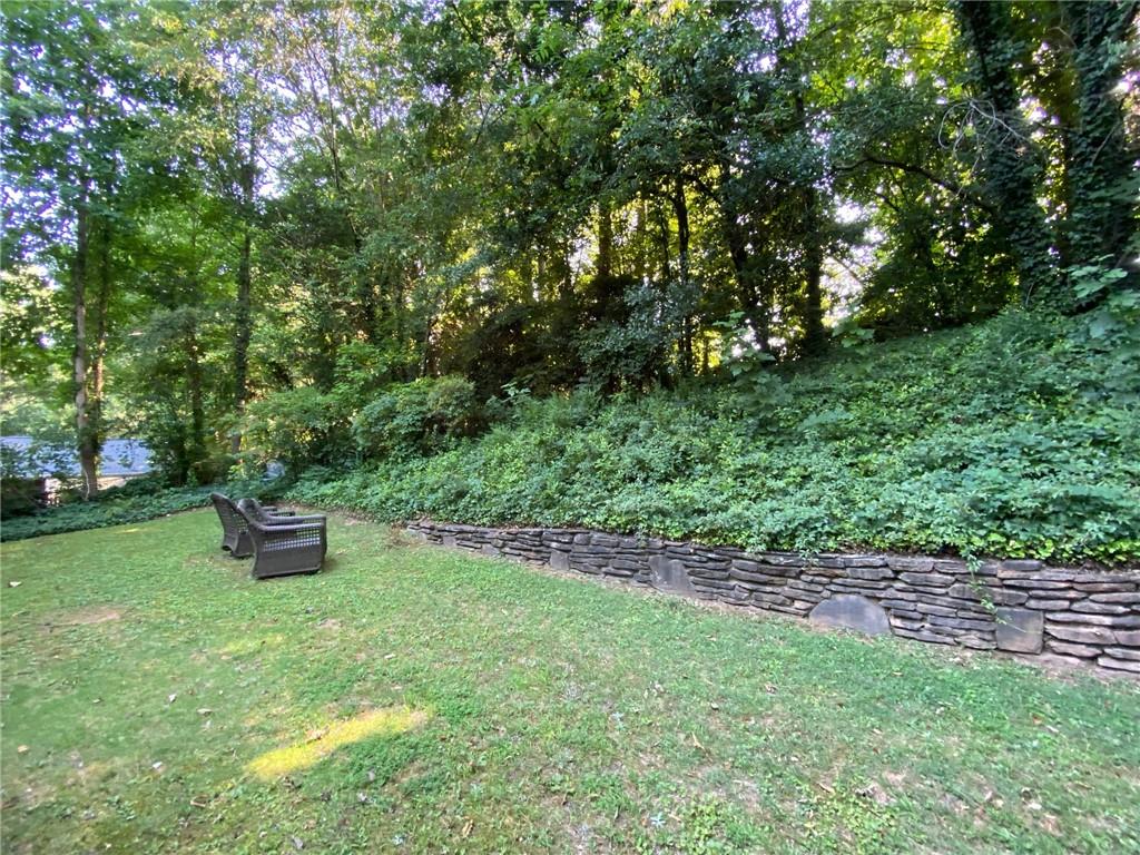 5810 Brookgreen Road Northeast Atlanta, GA 30328 - Photo 7 of 26