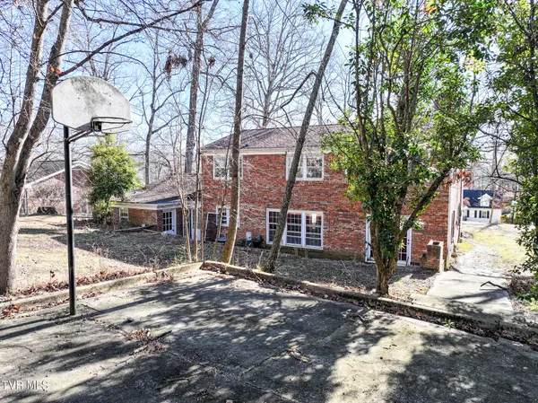 $285,000 | 312 Dogwood Loop, Greeneville, TN 37745