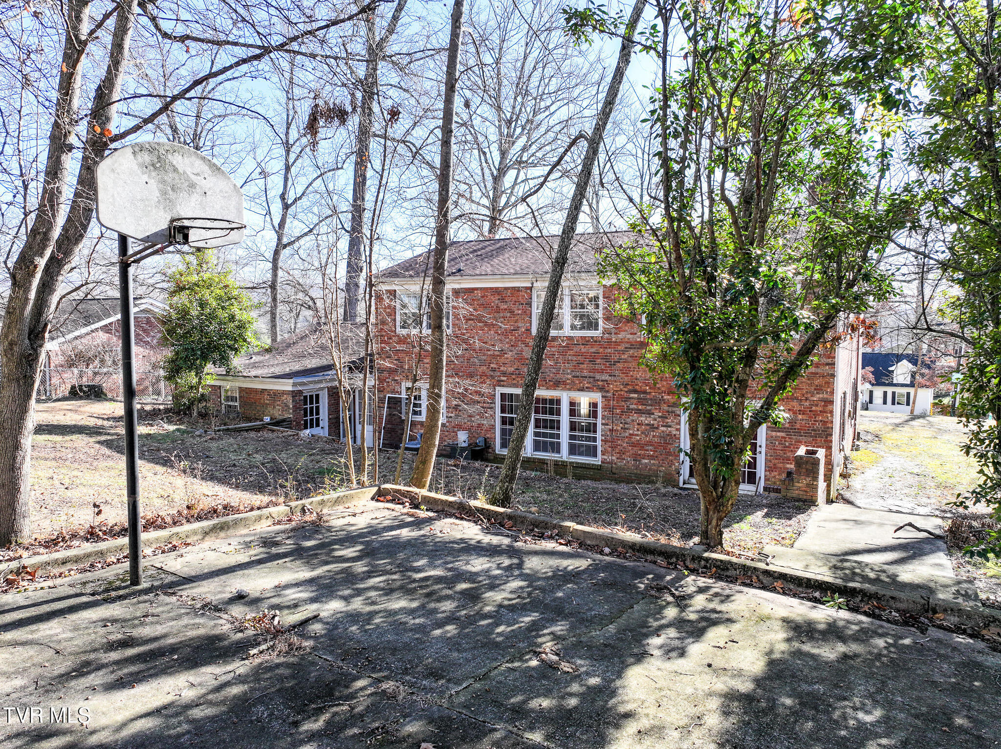 312 Dogwood Loop Greeneville, TN 37745 - Photo 6 of 49 DJI_20251218161606_0228_D