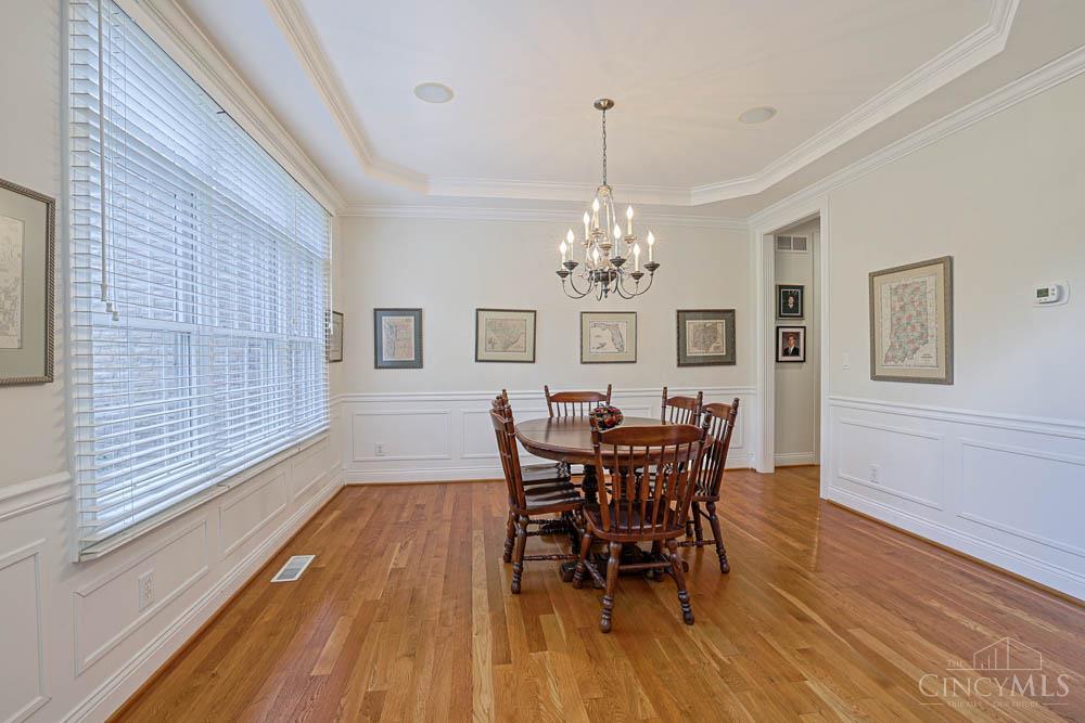 7859 Keller Road Cincinnati, OH 45243 - Photo 7 of 63