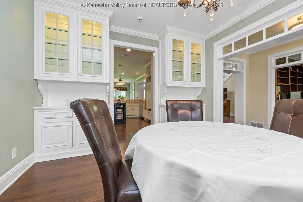 1624 Loudon Heights Road Charleston, WV 25314 - Photo 8 of 48 Gallery Image 8