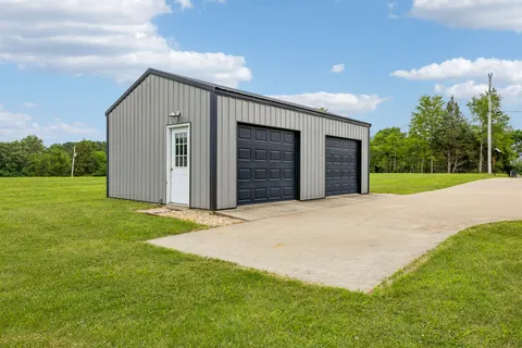 $585,000 | 5676 State Highway 48, Cumberland Furnace, TN 37051